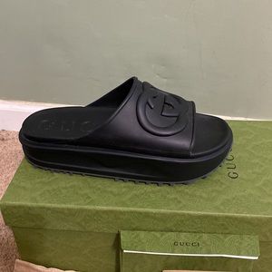 Gucci Sandal Size 10